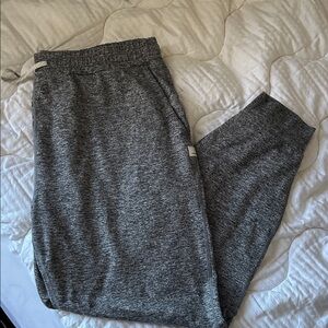 Vuori Women's Heathered Gray Joggers